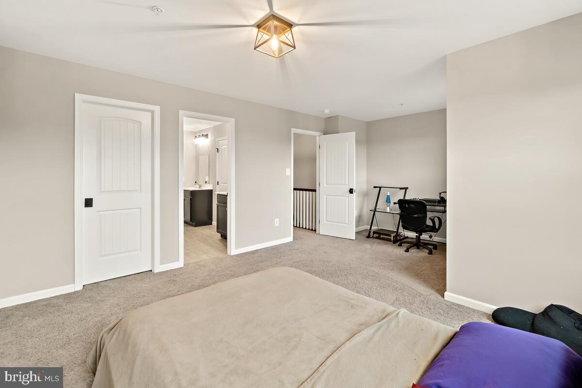 KELLERTON - Residential Lease