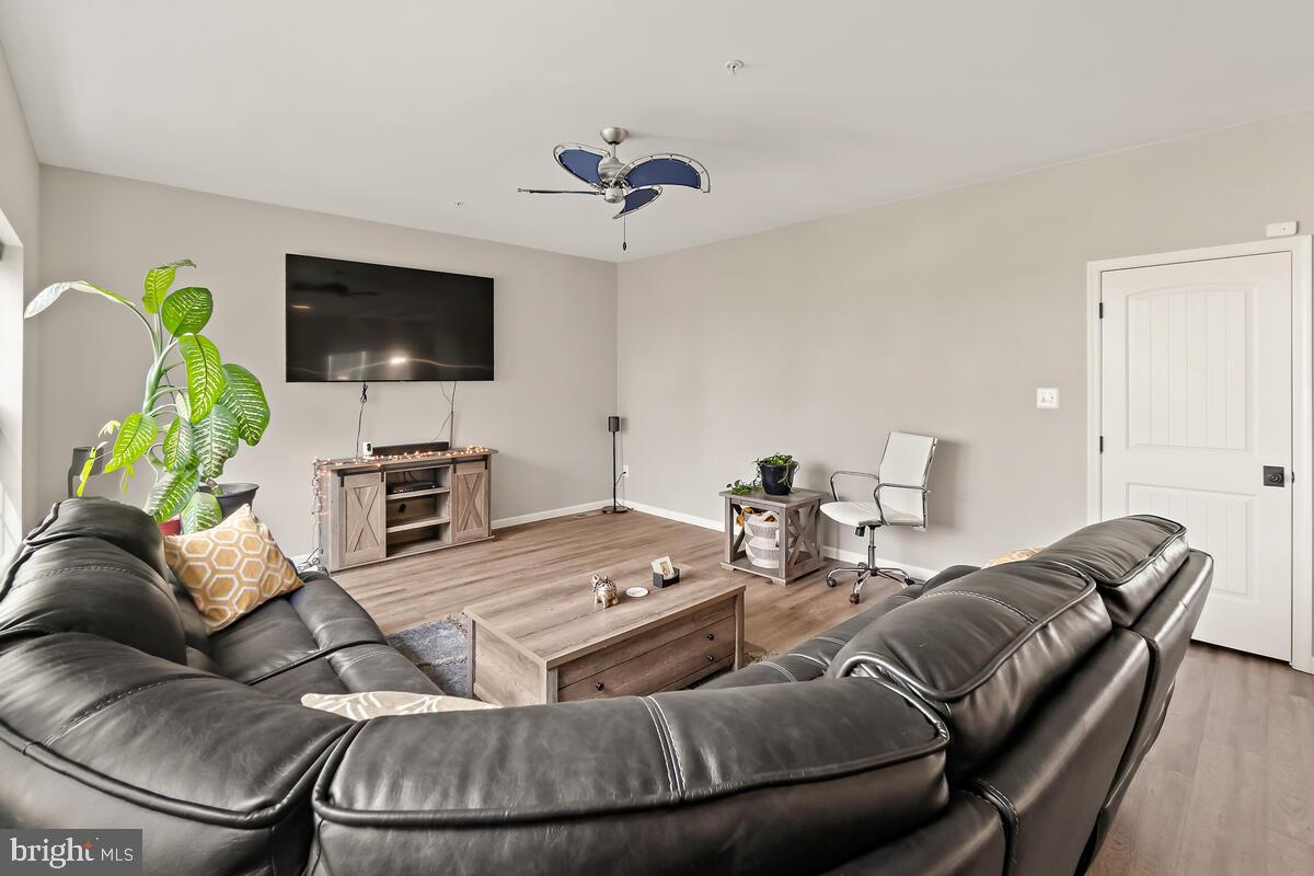 KELLERTON - Residential Lease