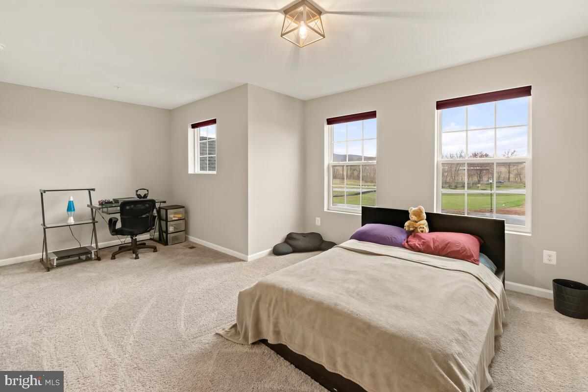 KELLERTON - Residential Lease