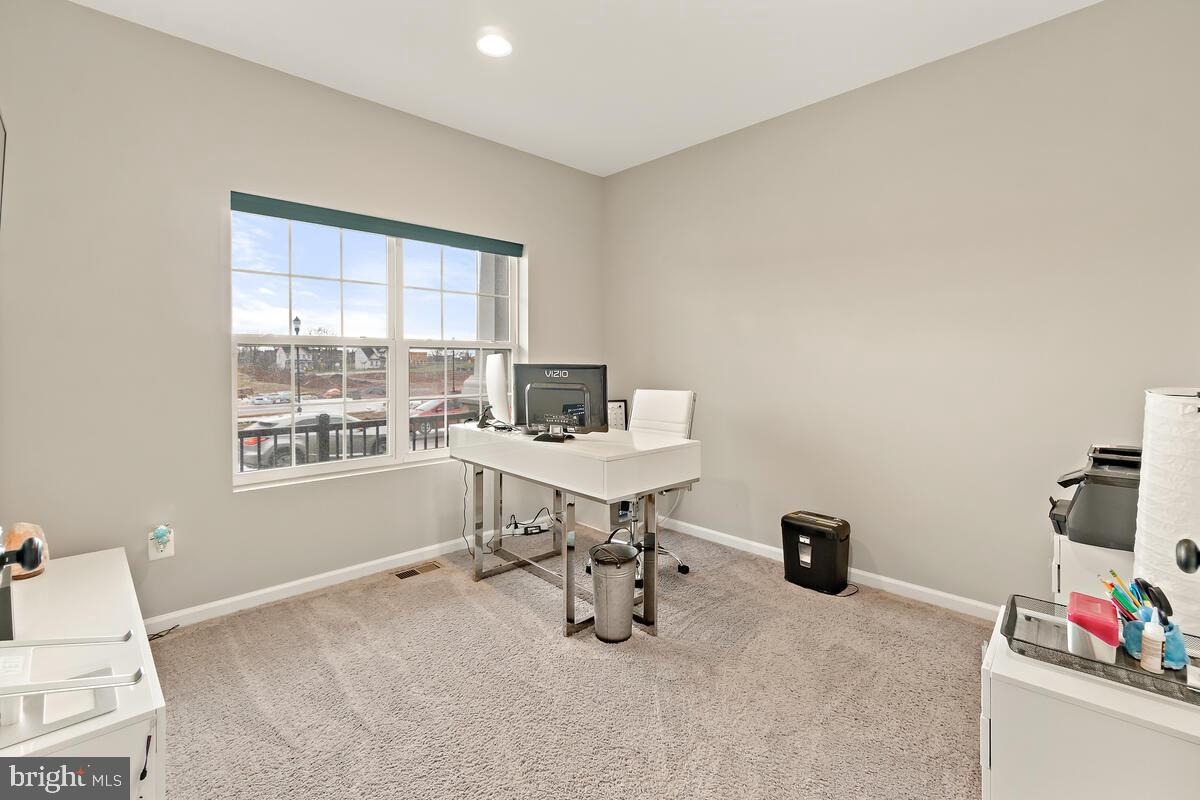 KELLERTON - Residential Lease