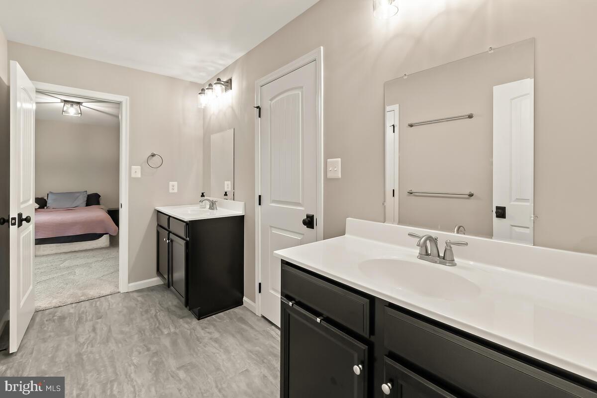 KELLERTON - Residential Lease