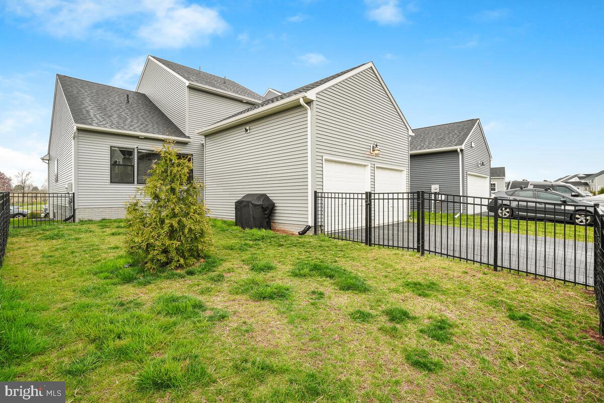 KELLERTON - Residential Lease