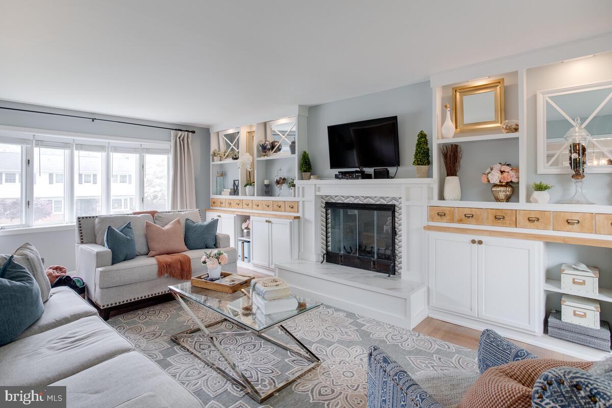 SPRINGLAKE - Residential