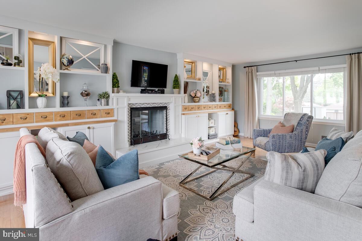 SPRINGLAKE - Residential