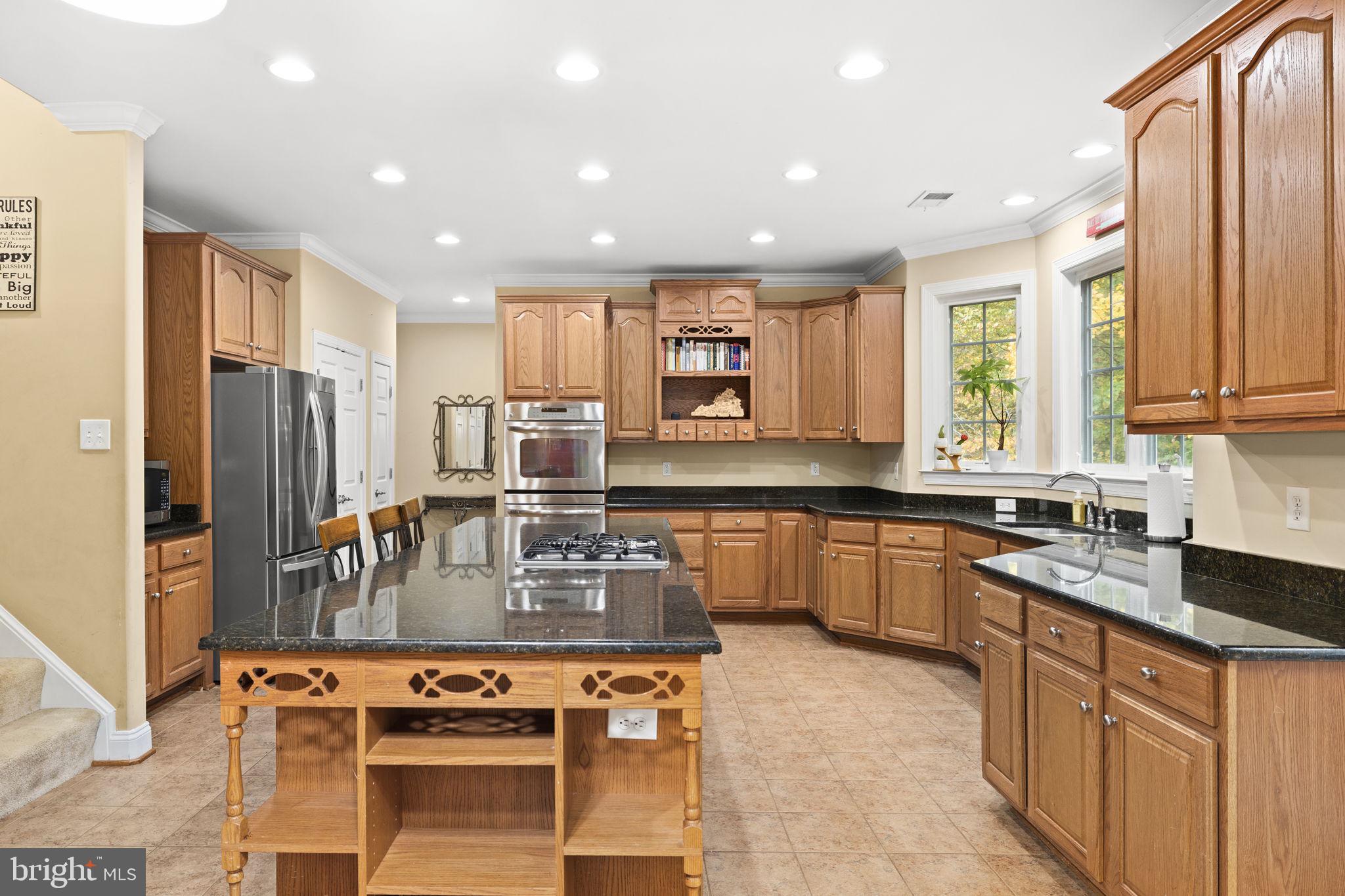 TAVERN GATE - Residential