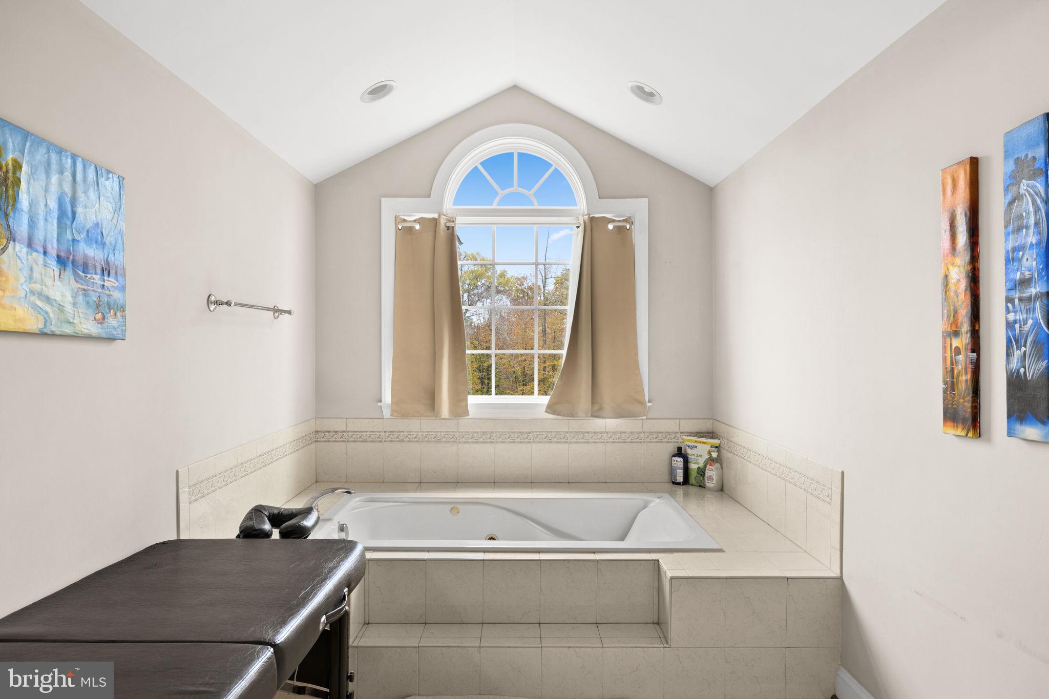 TAVERN GATE - Residential