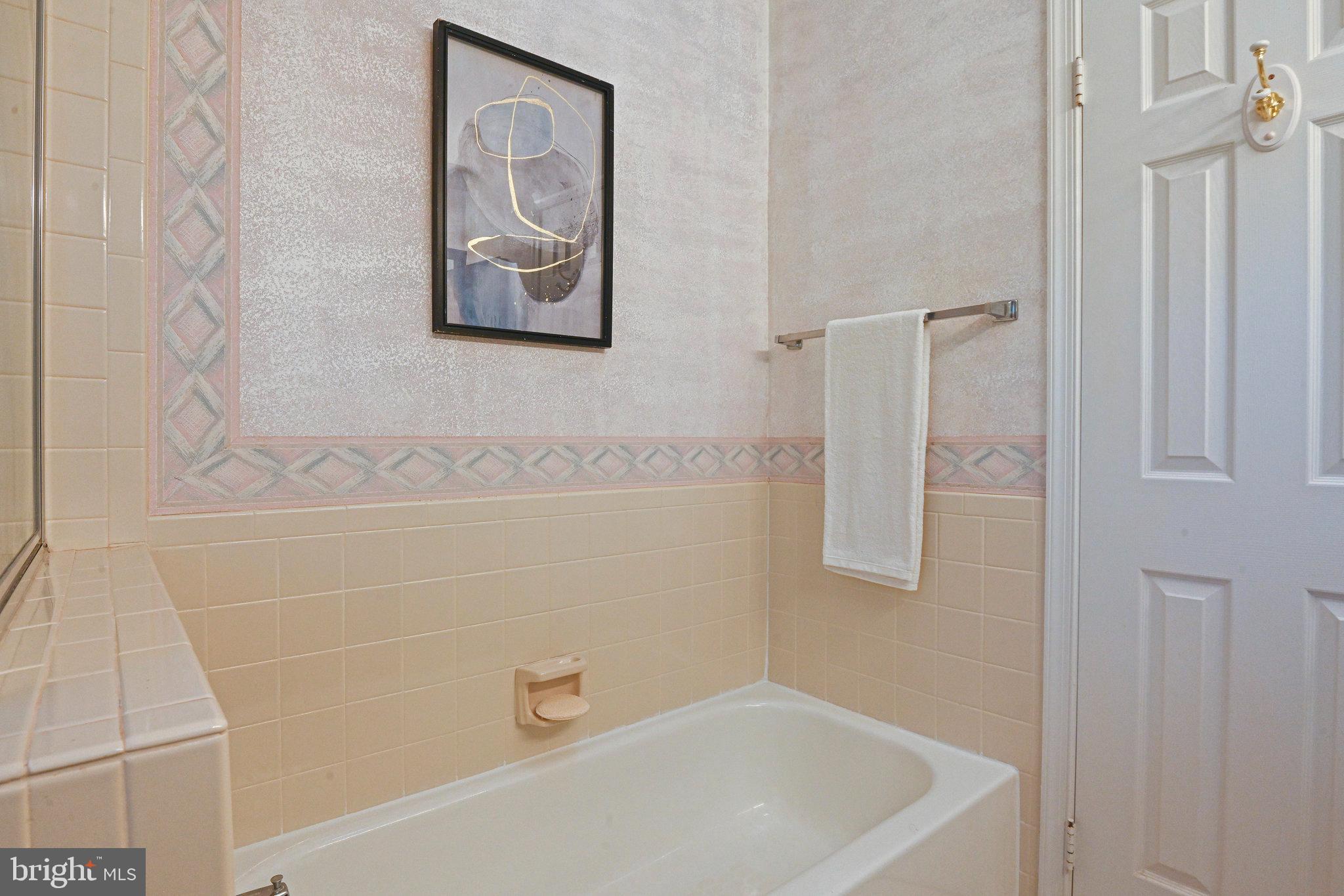 CHANTILLY HIGHLANDS - Residential