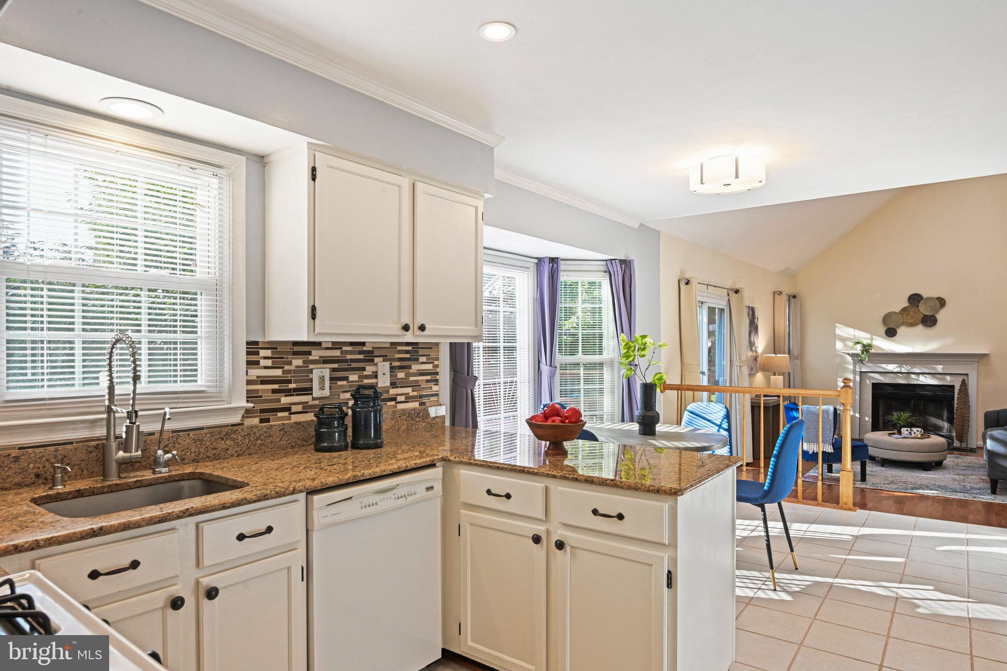 CHANTILLY HIGHLANDS - Residential