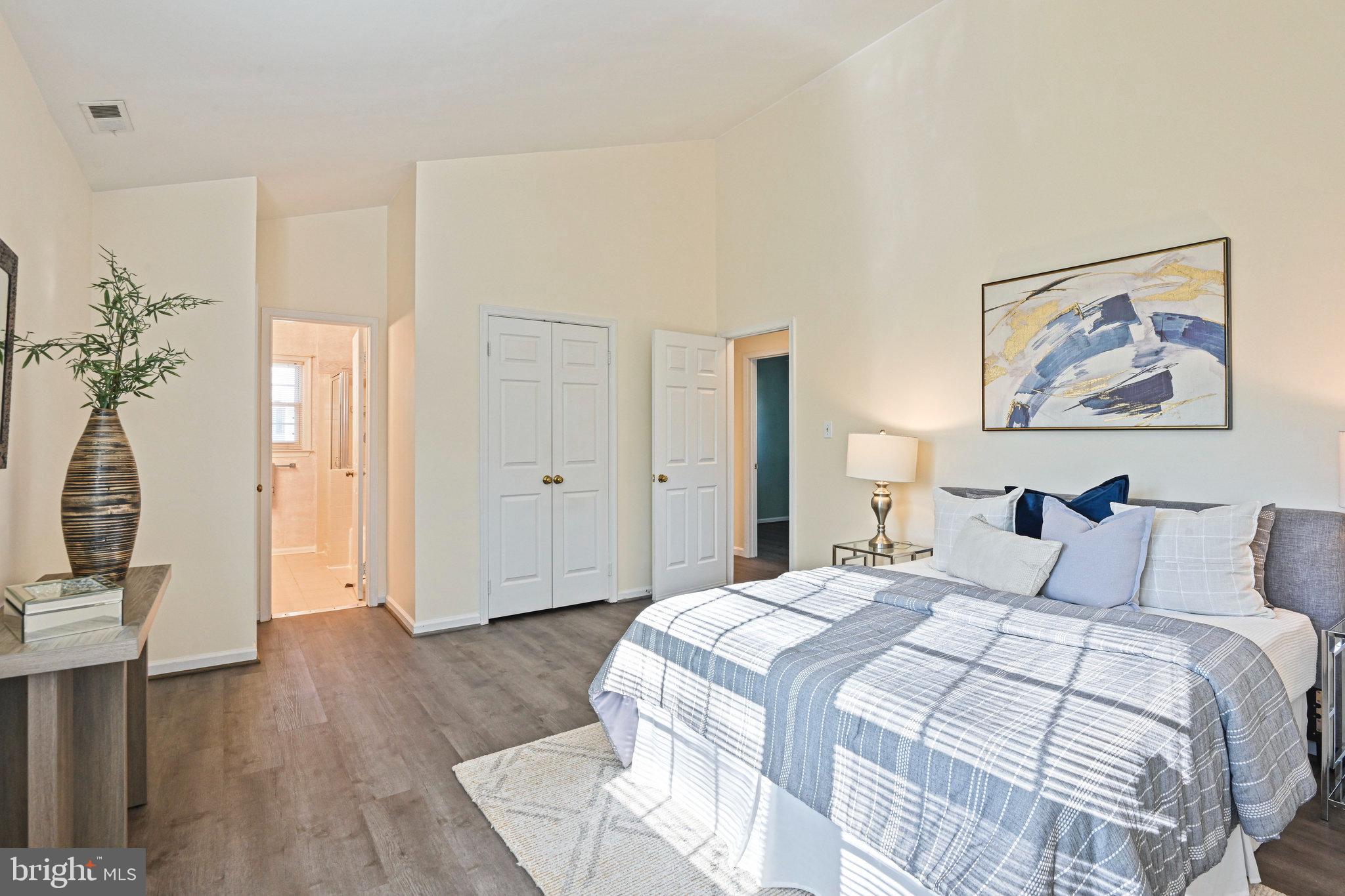 CHANTILLY HIGHLANDS - Residential