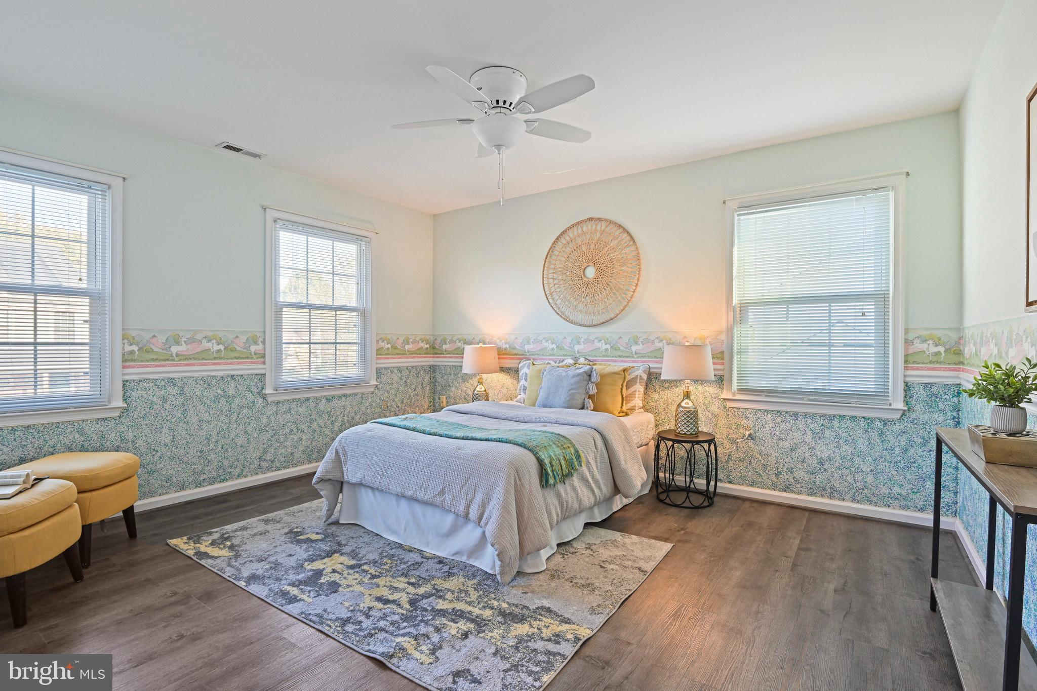 CHANTILLY HIGHLANDS - Residential