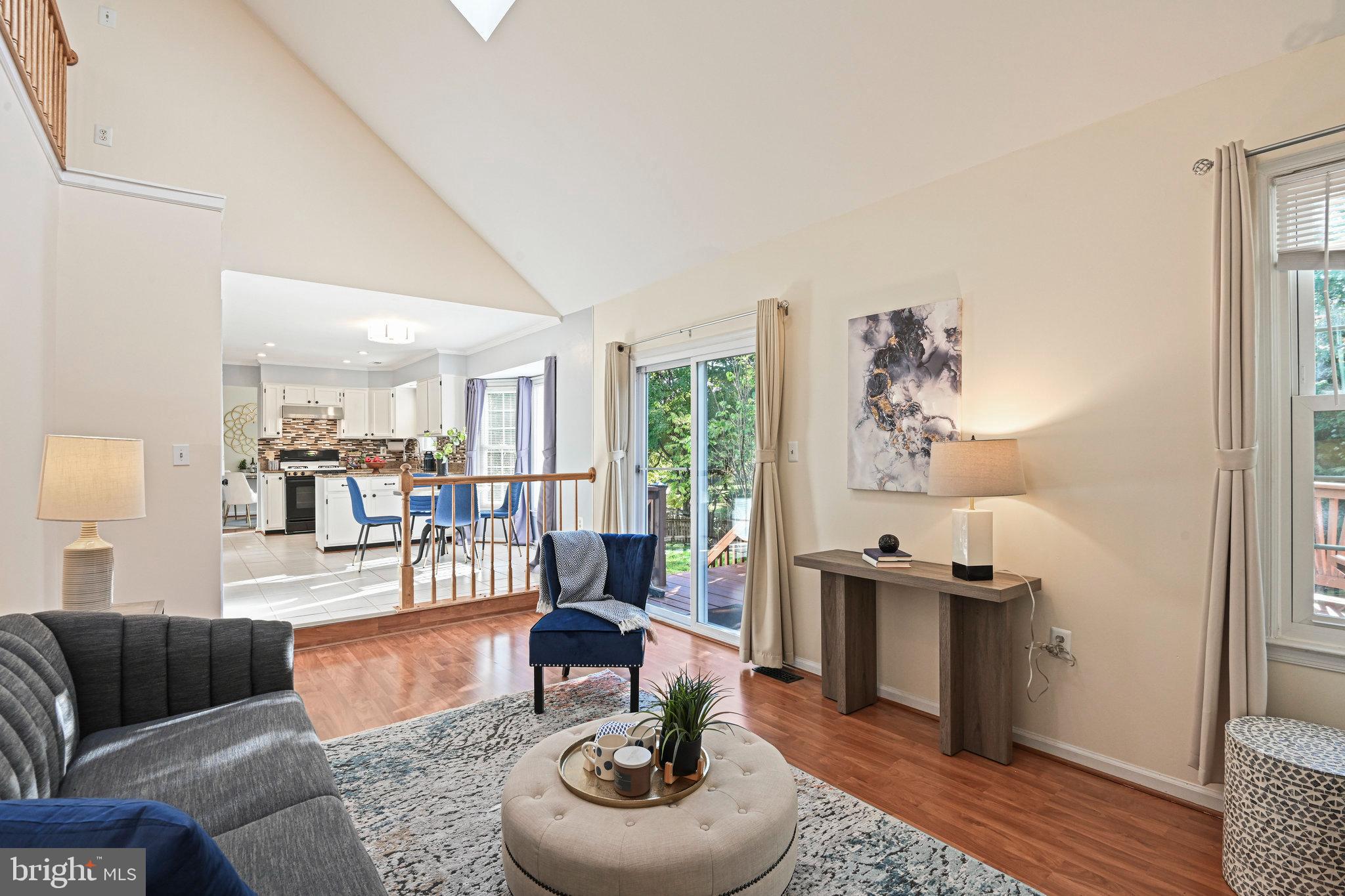 CHANTILLY HIGHLANDS - Residential