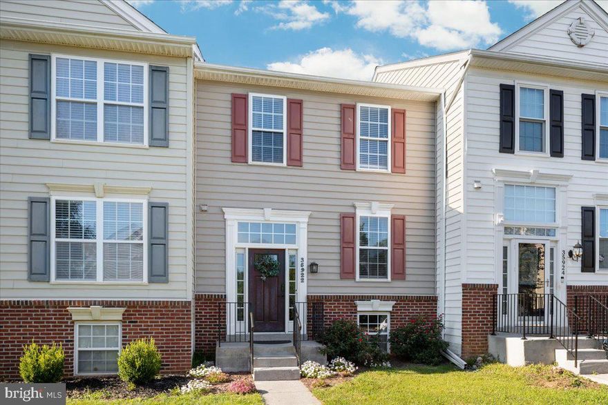 PROFESSIONAL PHOTOS COMING SHORTLY
Appointment Required

Welcome to this beautifully updated 4-bedroom townhome in the heart of Round Hill. You will be captivated by the warmth and charm at every turn, set among the quality finishes and systems. 
Each level boasts recent updates to the highest standards of design and comfort. The main level is a spacious and light-filled open concept, open to multiple layouts for your unique needs. The kitchen is tasteful and lovely; it  features sleek modern appliances, granite counters, and a breakfast area alongside the outdoor deck. The basement is set with brand new premium flooring, and a finished recreation space with a private bedroom, bathroom, and outdoor entrance. 
The location is an absolute gem - all within walking distance to parks, playgrounds, walking trails, and Sleeter Lake. 
Don’t miss this opportunity.