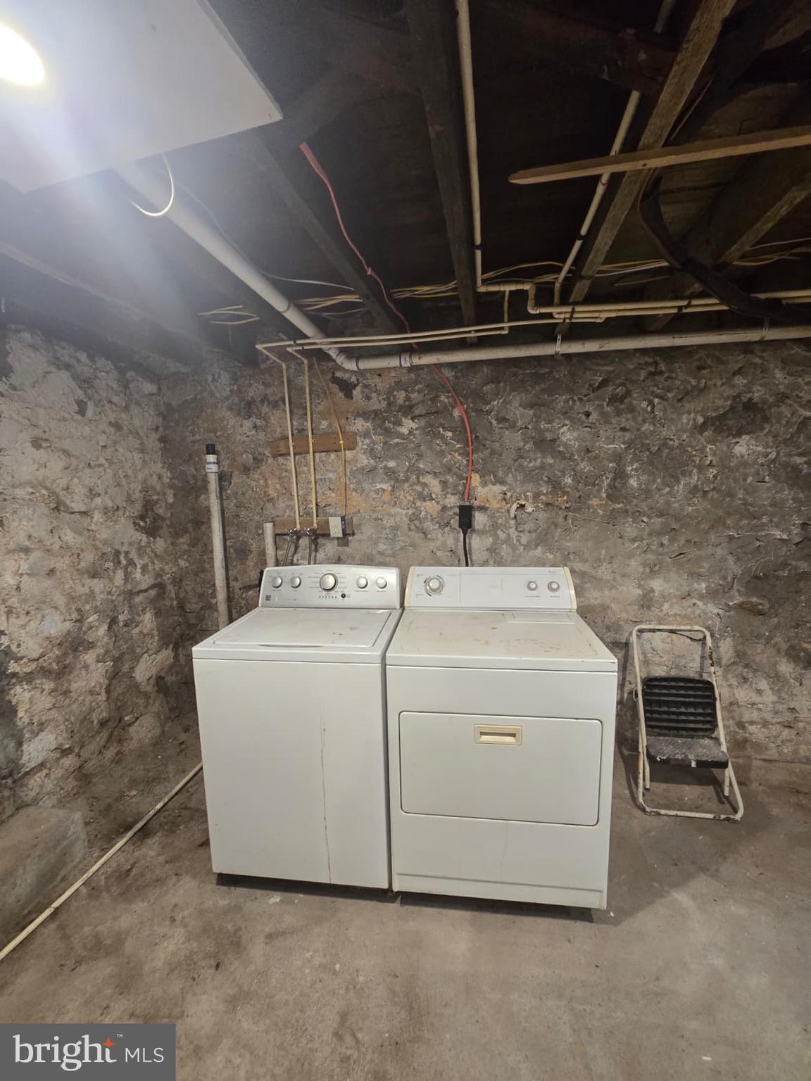 MONDAWMIN - Residential