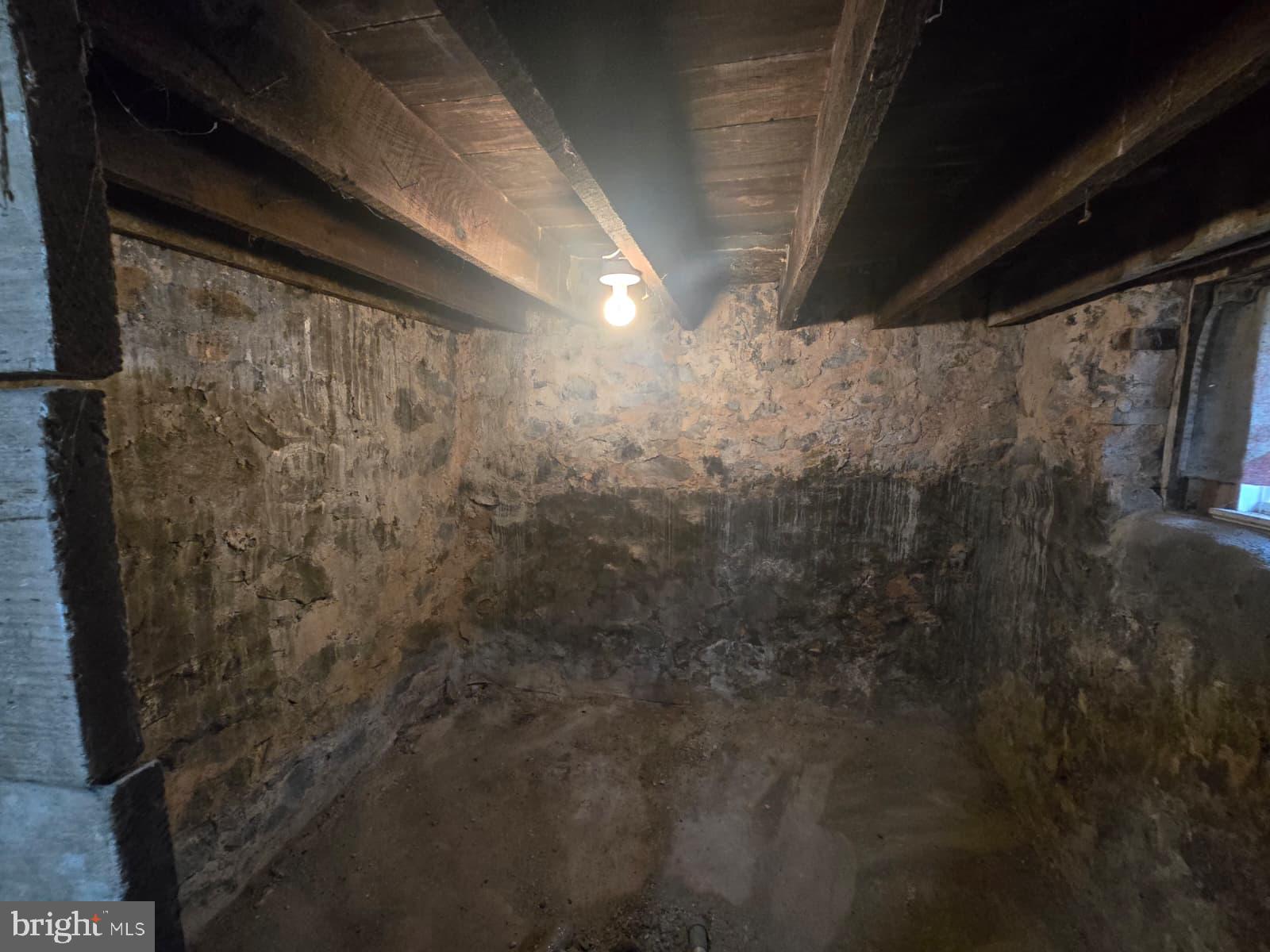 MONDAWMIN - Residential