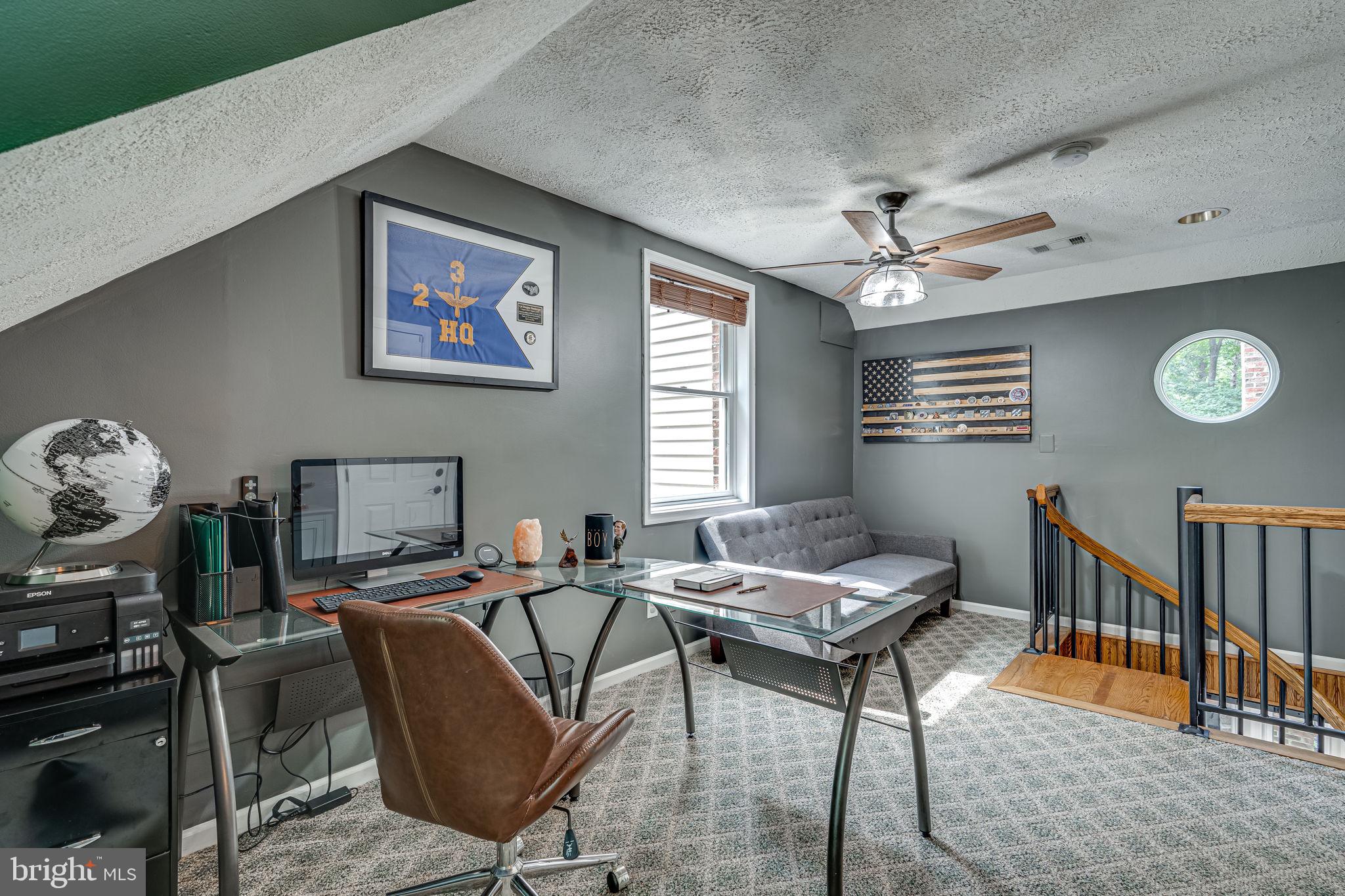 HIDDEN VALLEY - Residential