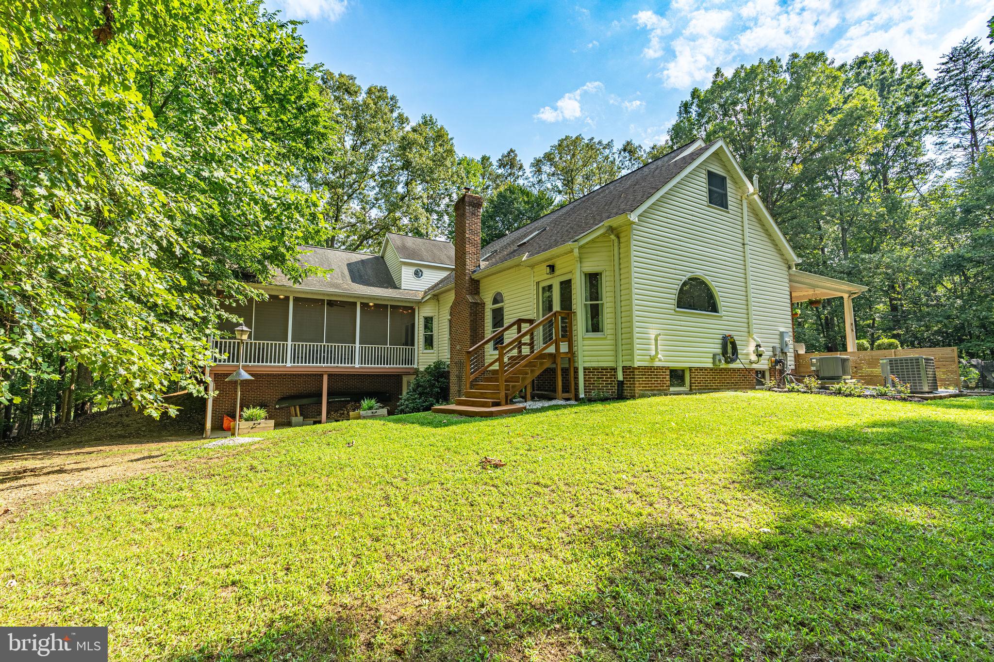 HIDDEN VALLEY - Residential