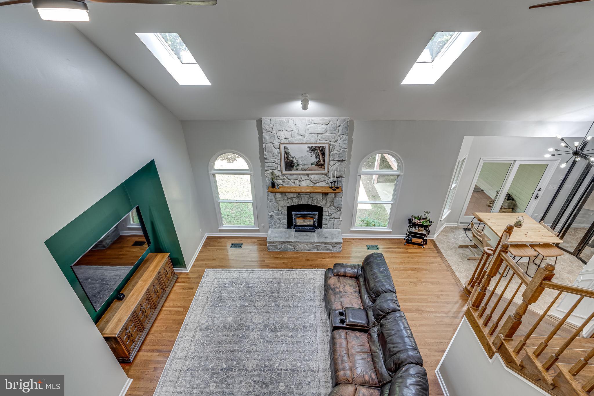 HIDDEN VALLEY - Residential