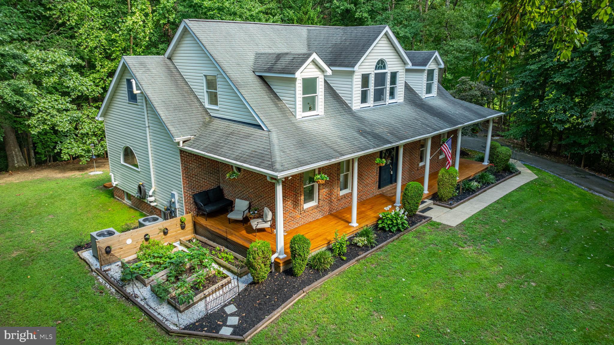 HIDDEN VALLEY - Residential