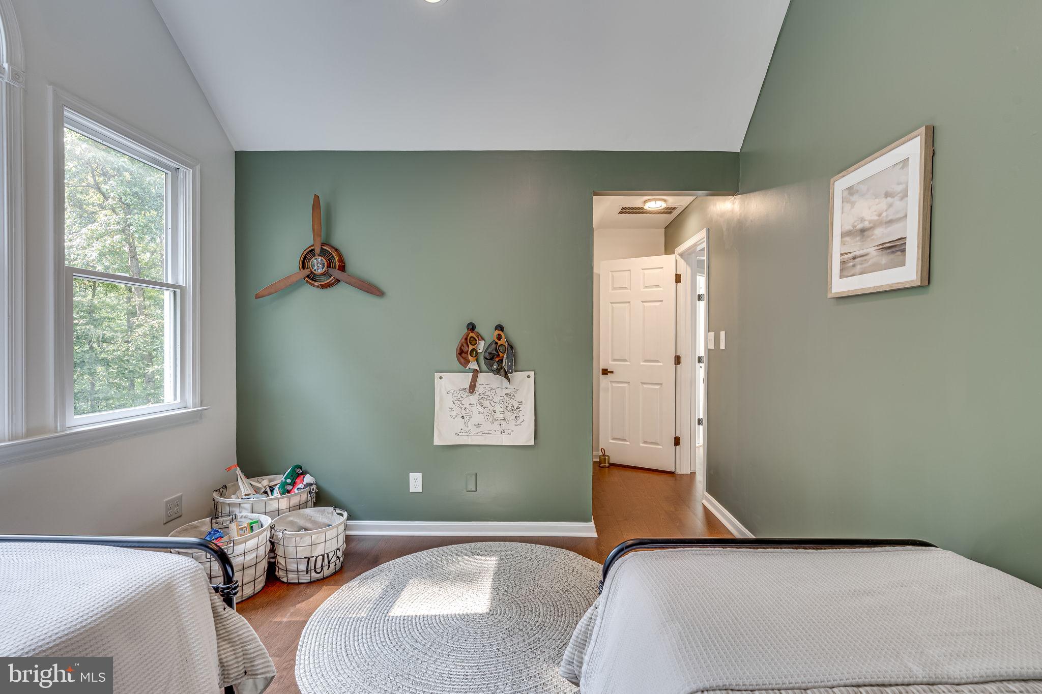 HIDDEN VALLEY - Residential