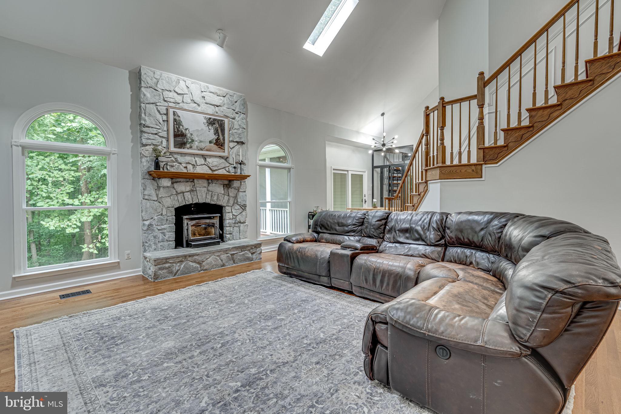 HIDDEN VALLEY - Residential