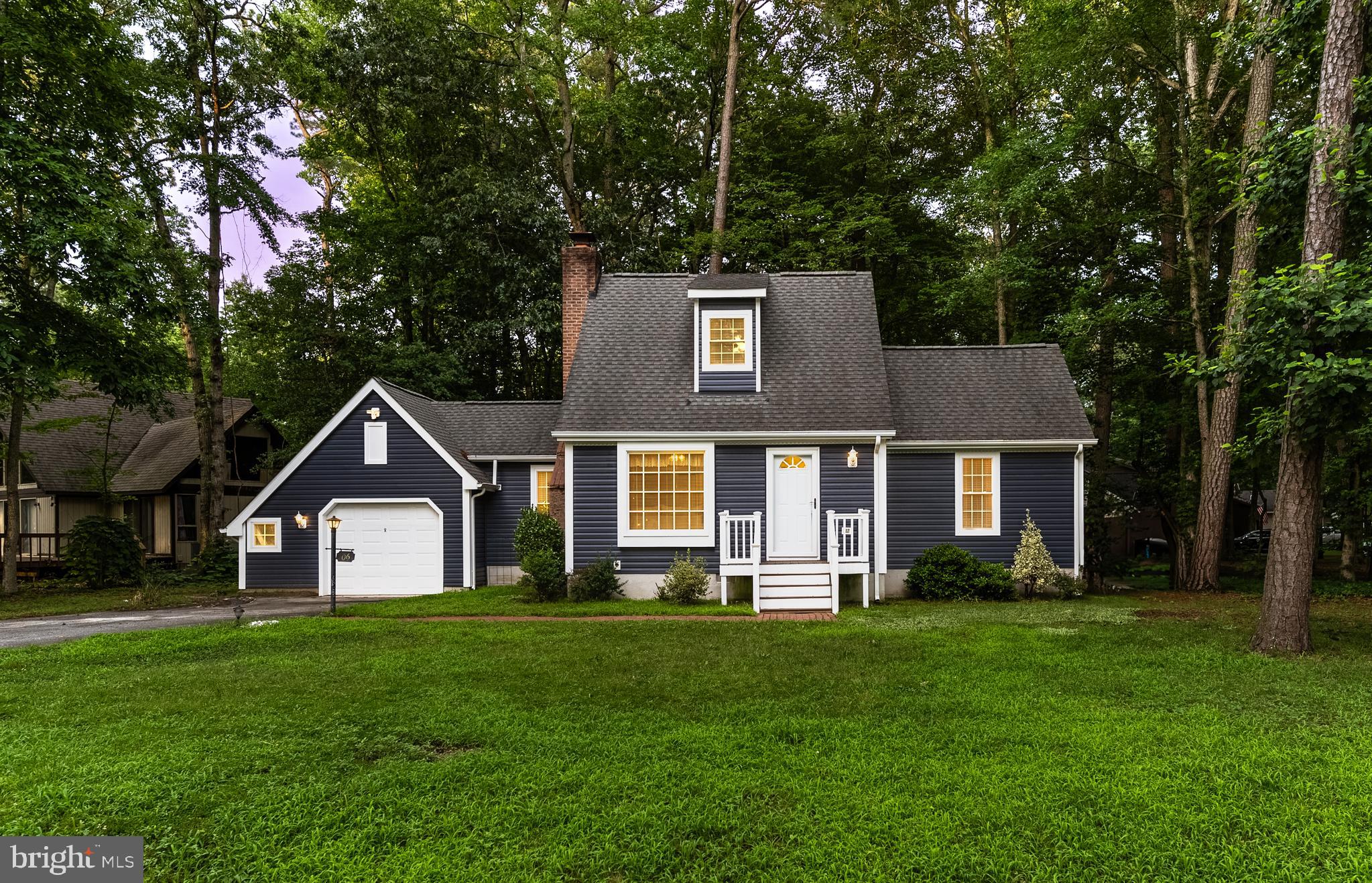 6 DUCK COVE CIRCLE