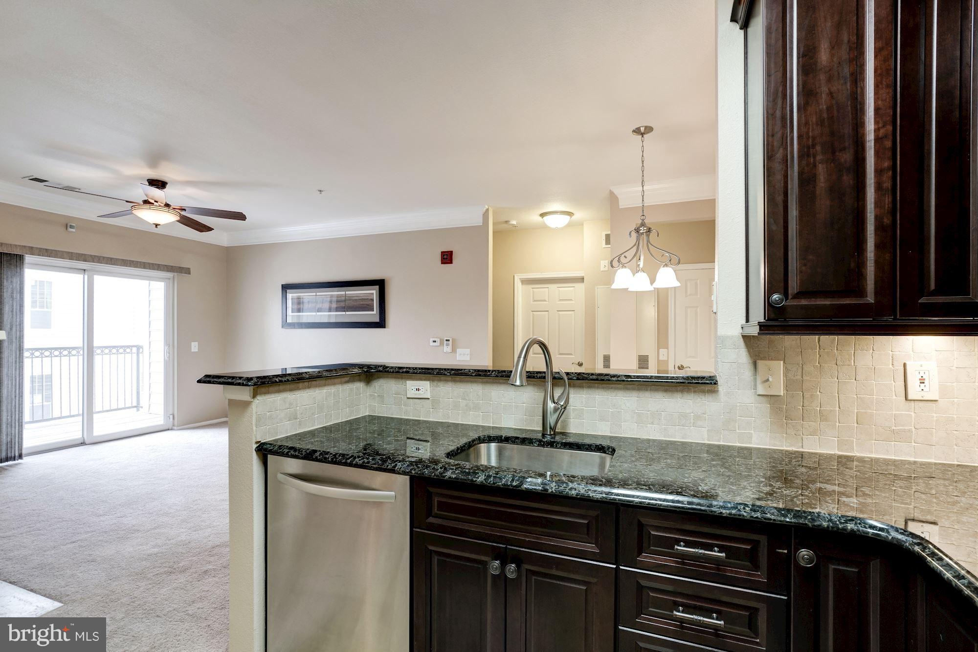 GATES OF MCLEAN - Residential