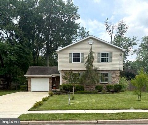 Homes For Sale - 127 Deerfield Drive<br/> CHERRY HILL, NJ 08034