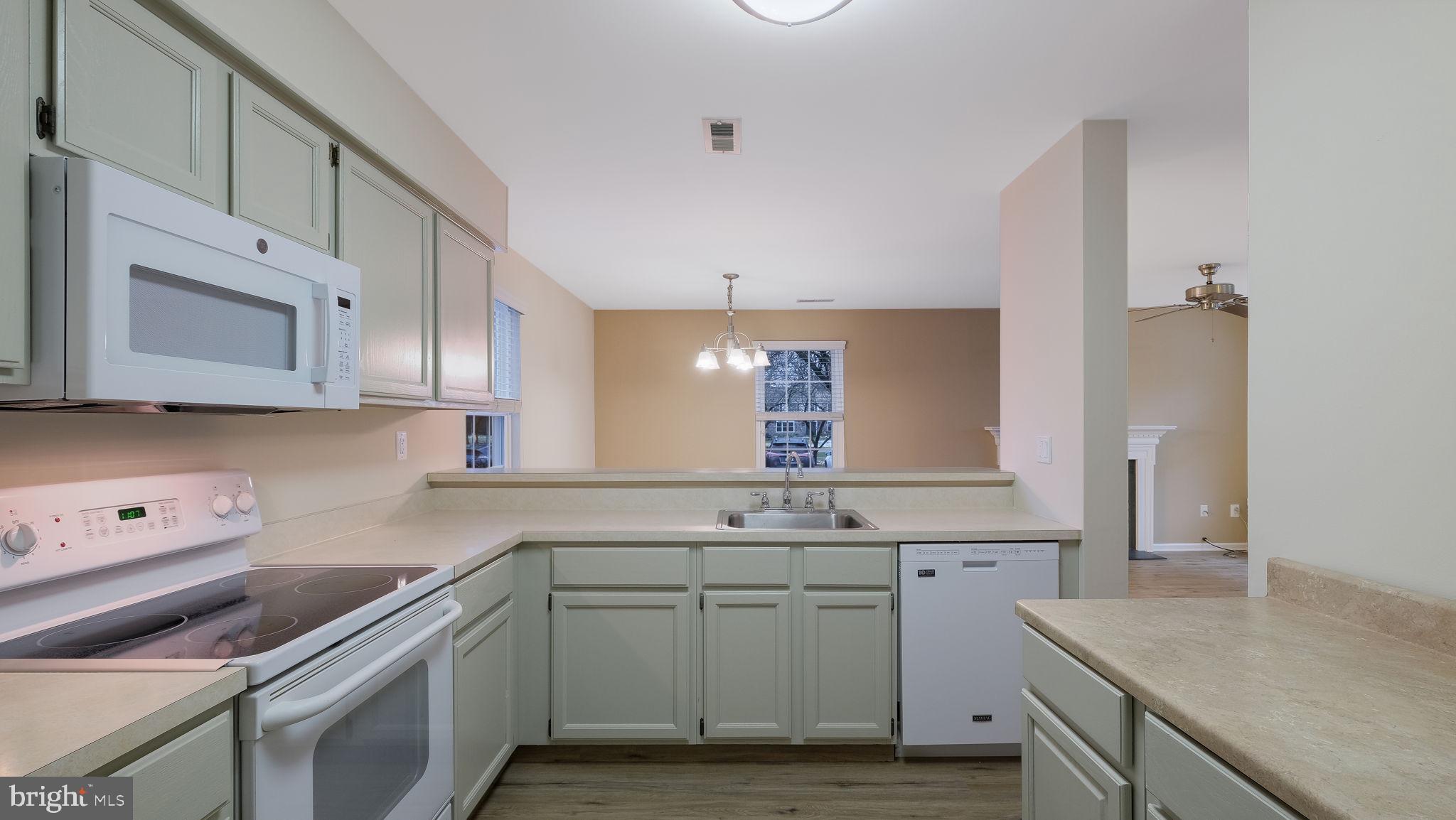 FAIRWAYS - Residential Lease