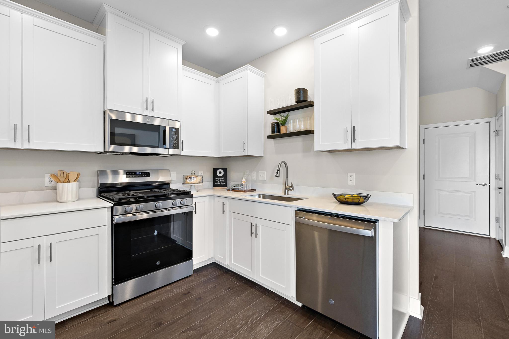 HOPEWELL PARC - Residential