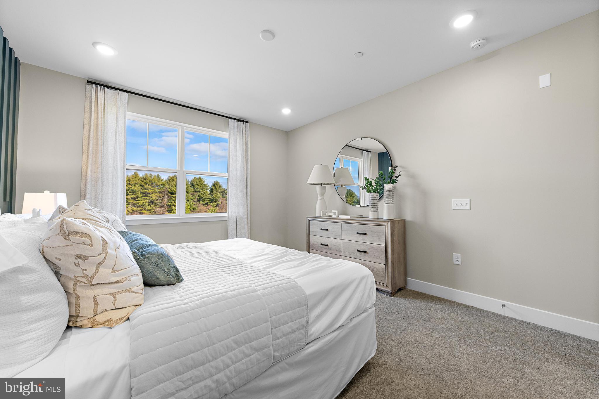 HOPEWELL PARC - Residential