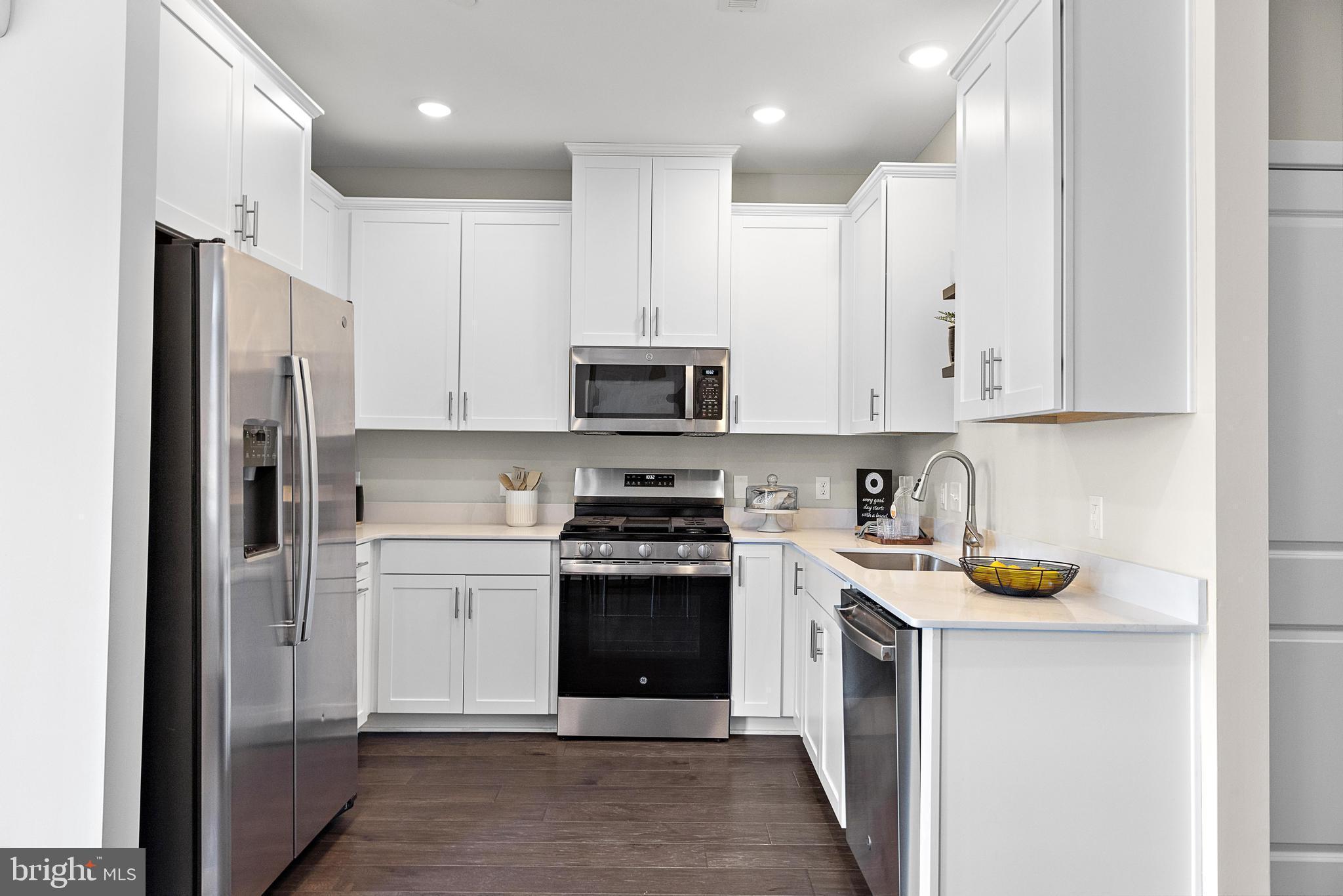 HOPEWELL PARC - Residential