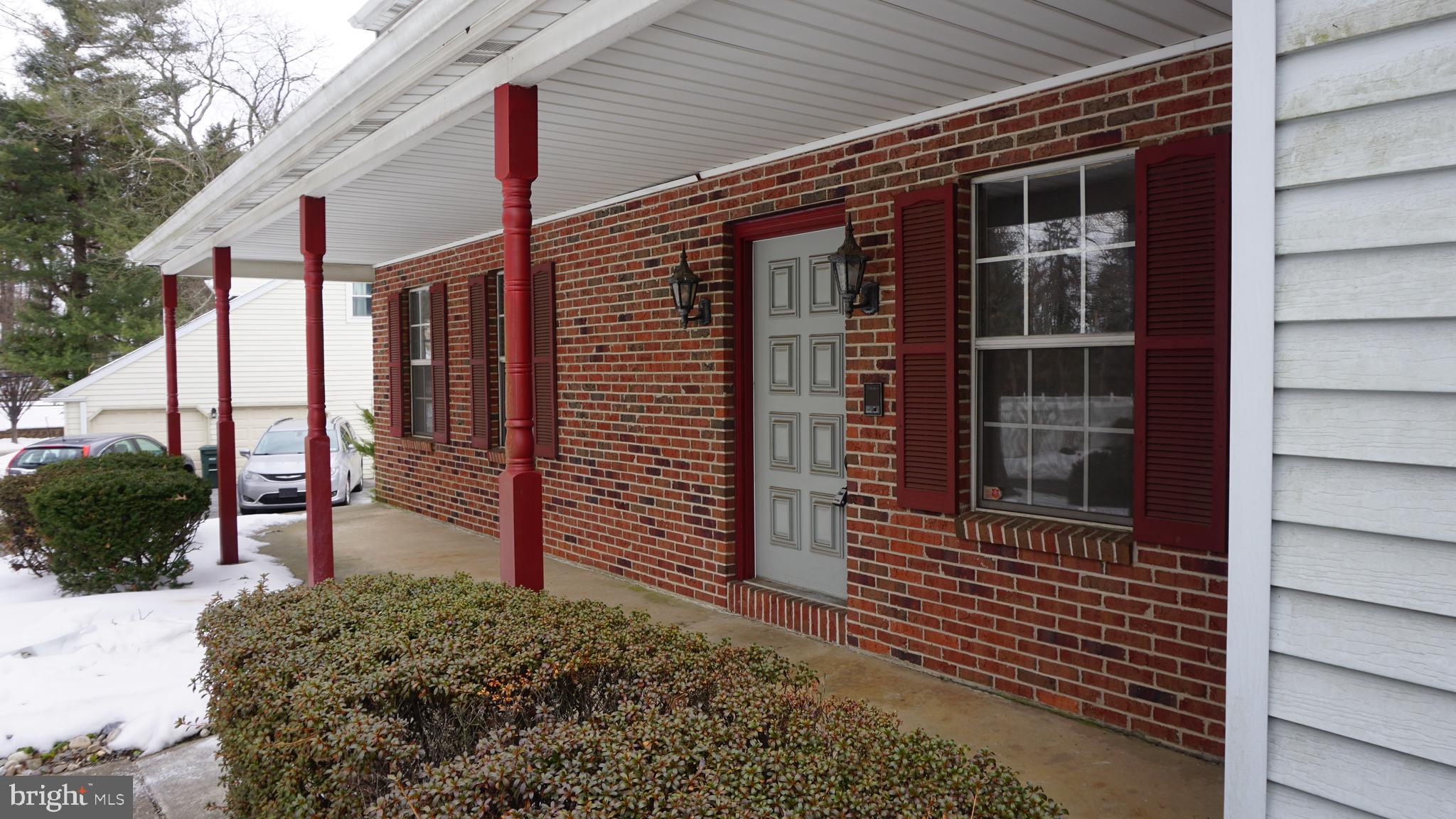 BROOKSIDE - Residential