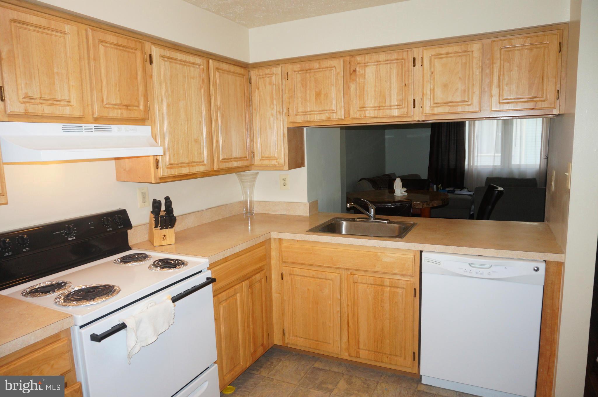 SADDLE CREEK - Residential