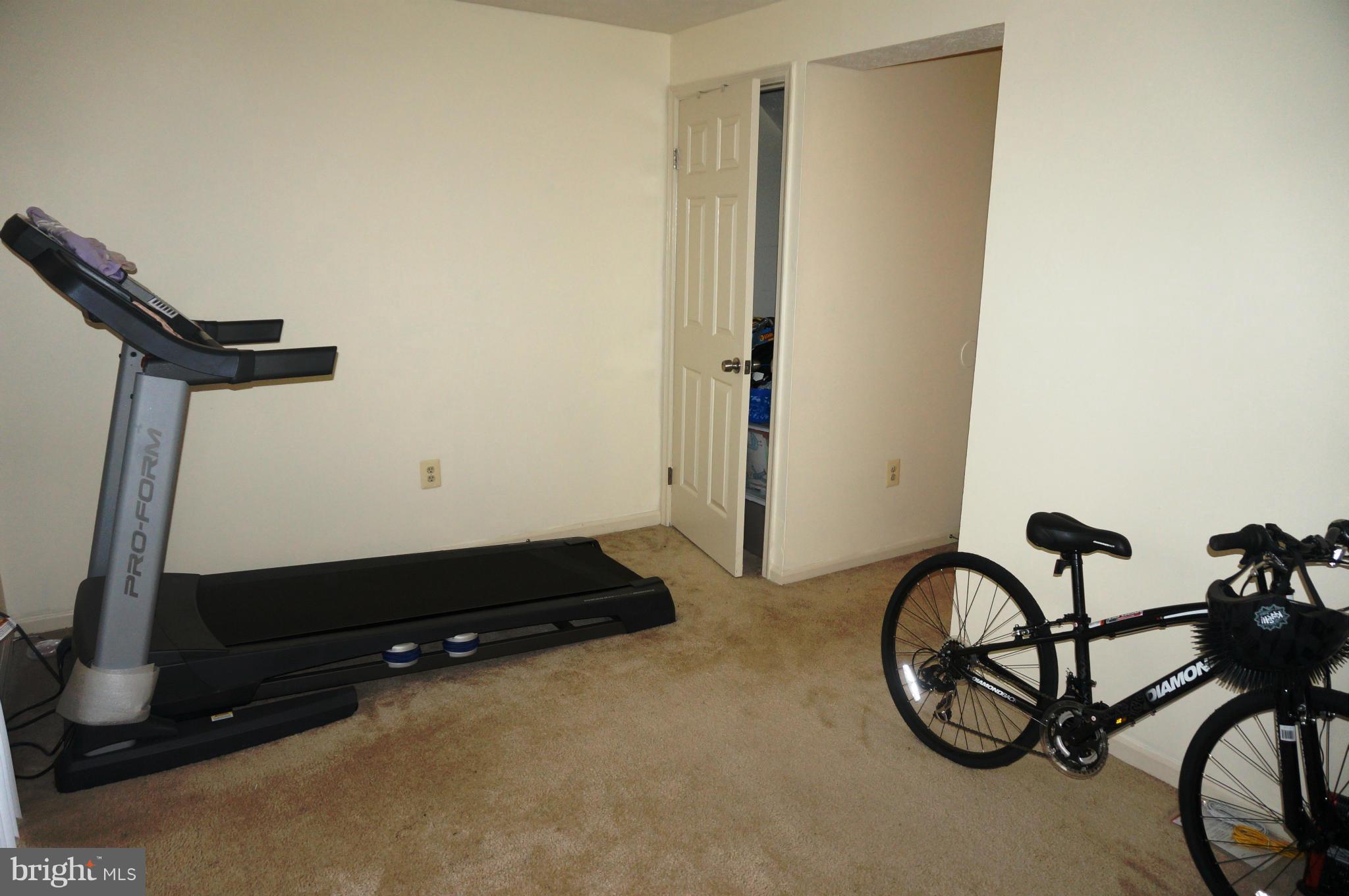 SADDLE CREEK - Residential