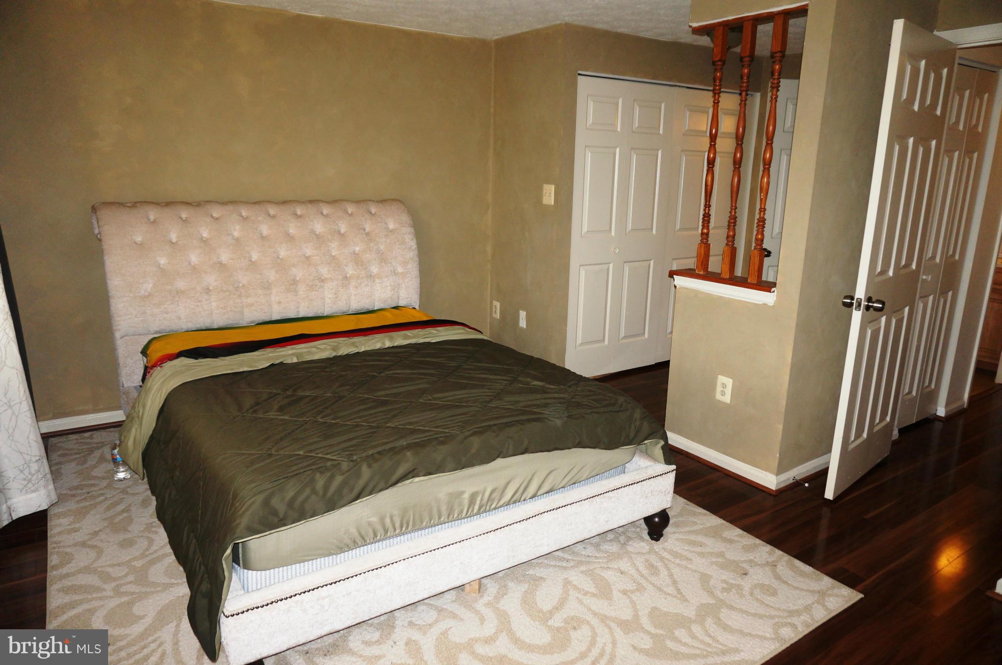 SADDLE CREEK - Residential