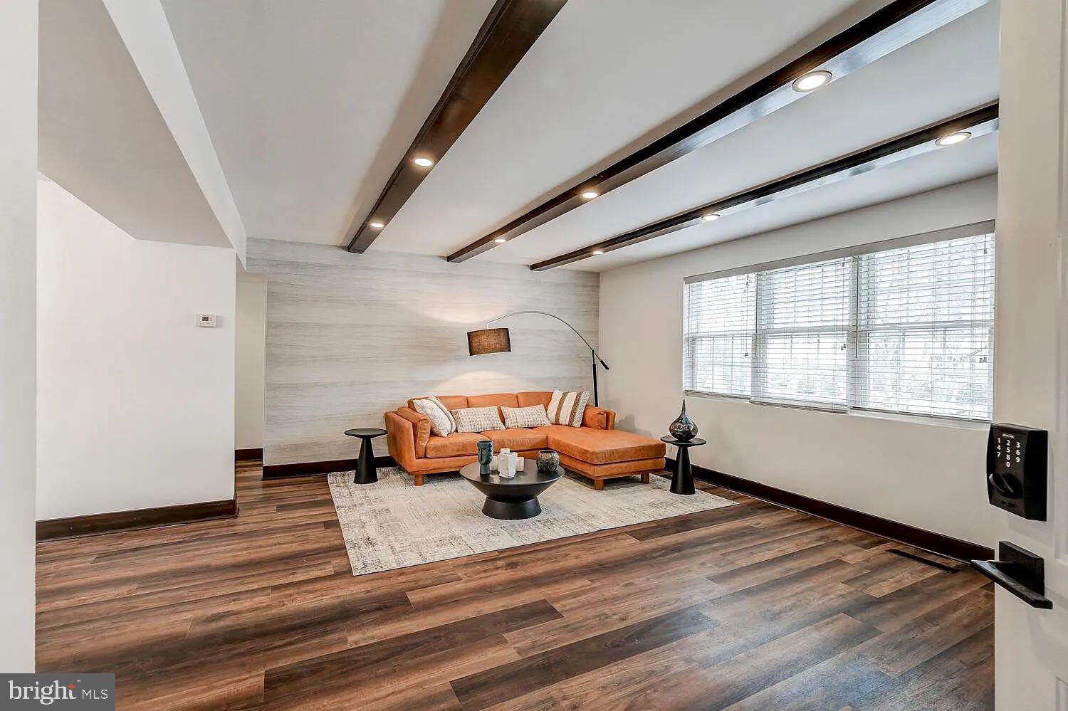 TUSCANY-CANTERBURY - Residential Lease