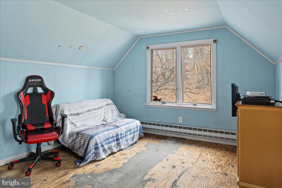 100 ACRE WOODS - Residential