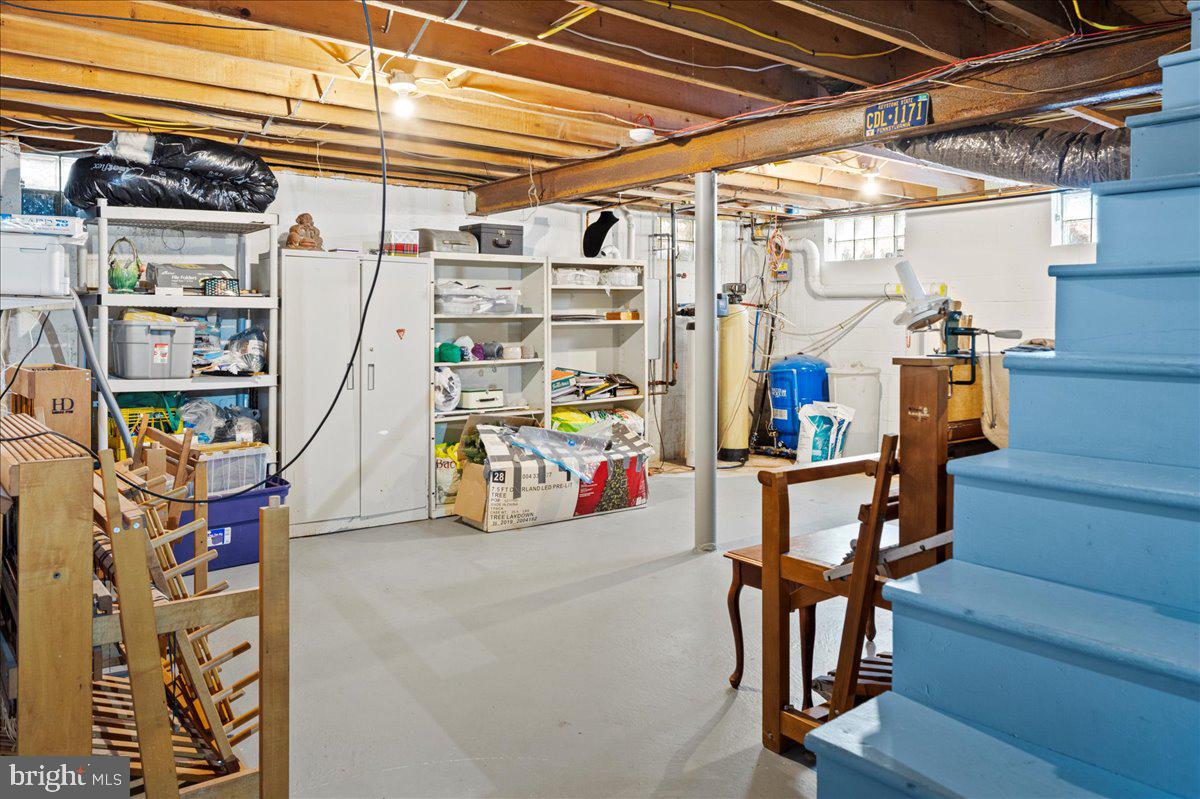 100 ACRE WOODS - Residential