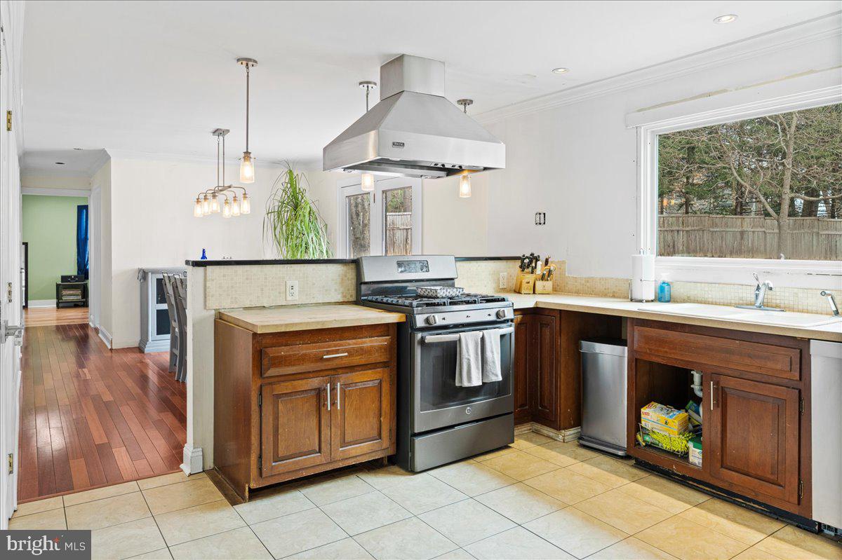 100 ACRE WOODS - Residential