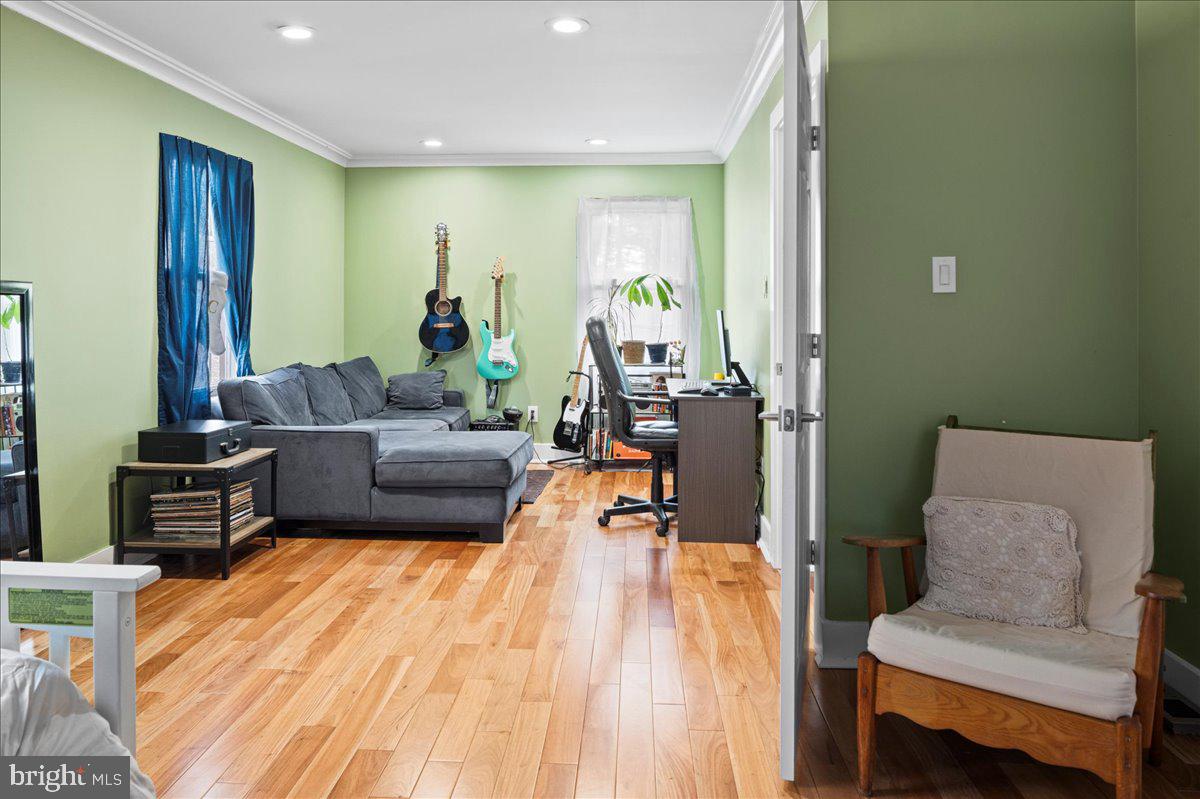 100 ACRE WOODS - Residential