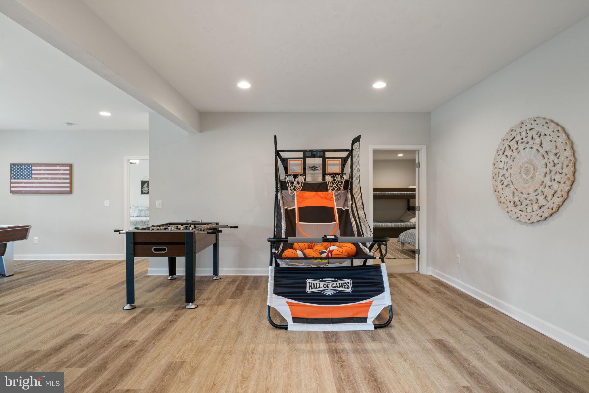 ELK CREEK LANDING - Residential