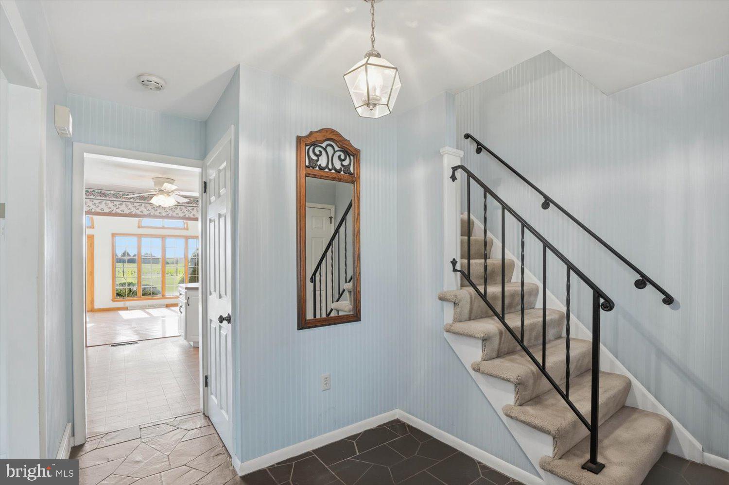 387 YORKTOWN ROAD