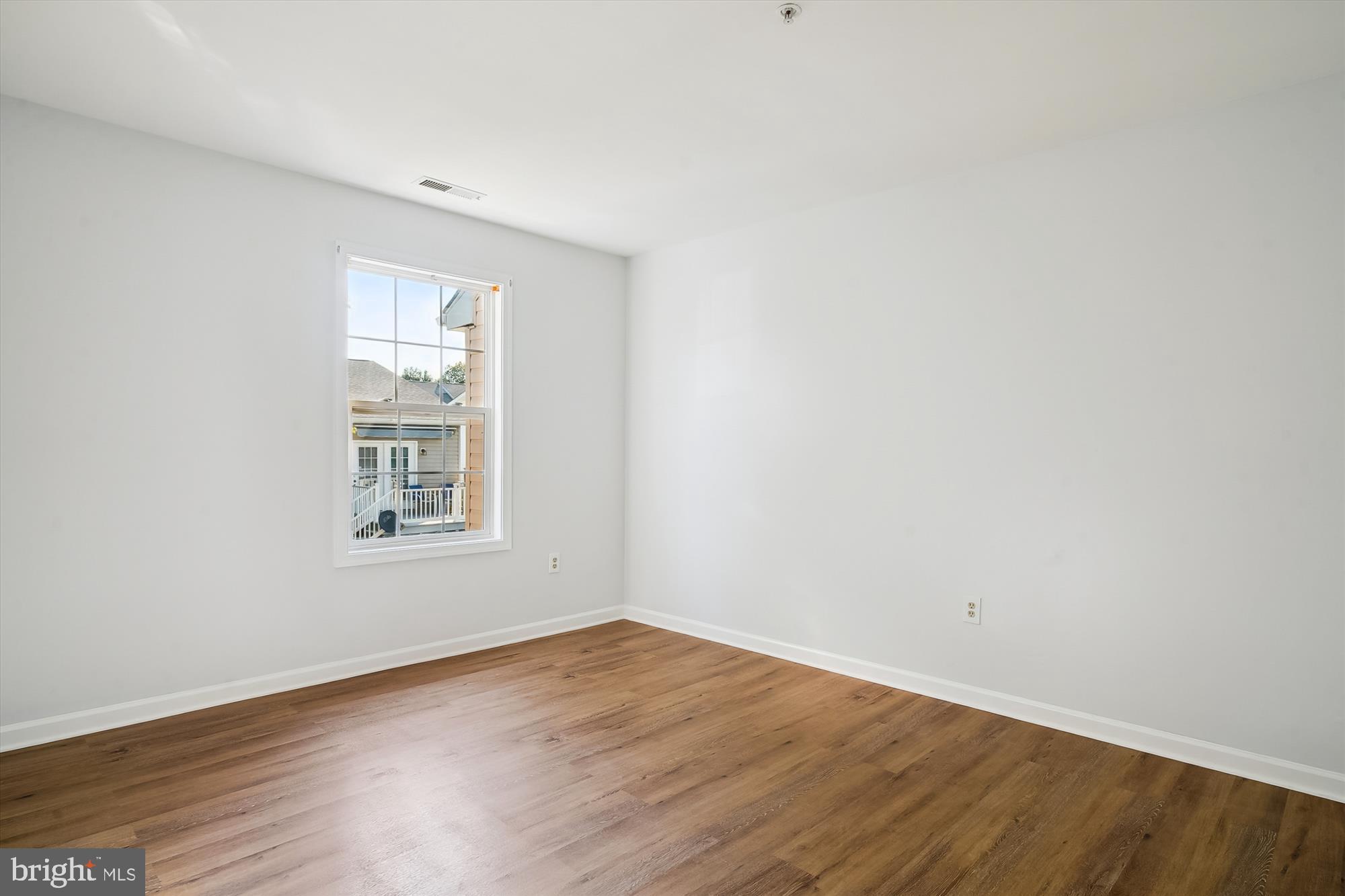 WAYLANDS - Residential