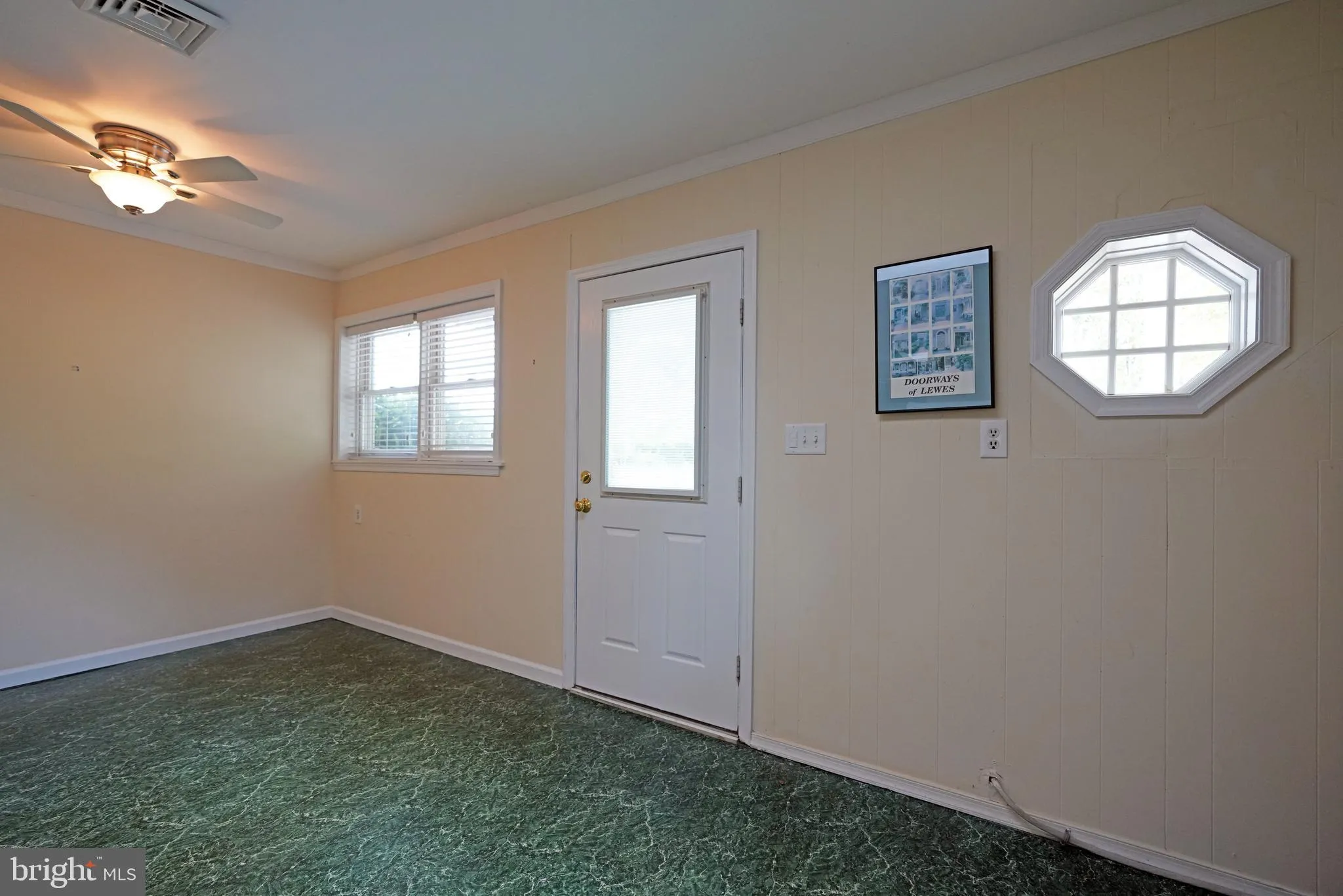 Lewes, Delaware 19958, United States, 4 Bedrooms Bedrooms, ,4 BathroomsBathrooms,Residential,Contingent,40555