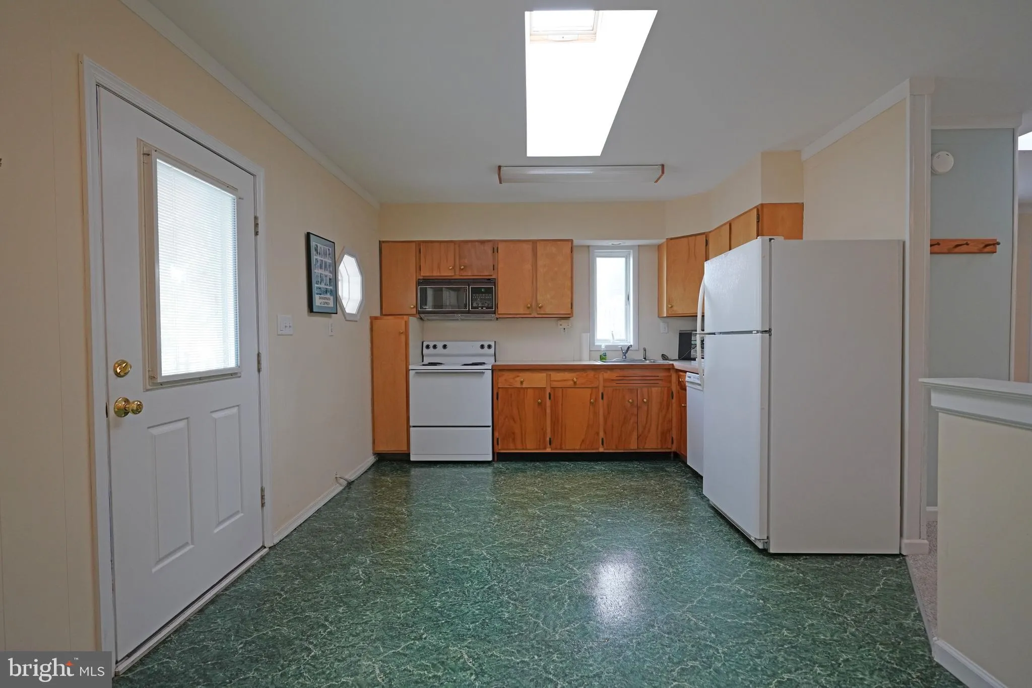 Lewes, Delaware 19958, United States, 4 Bedrooms Bedrooms, ,4 BathroomsBathrooms,Residential,Contingent,40555