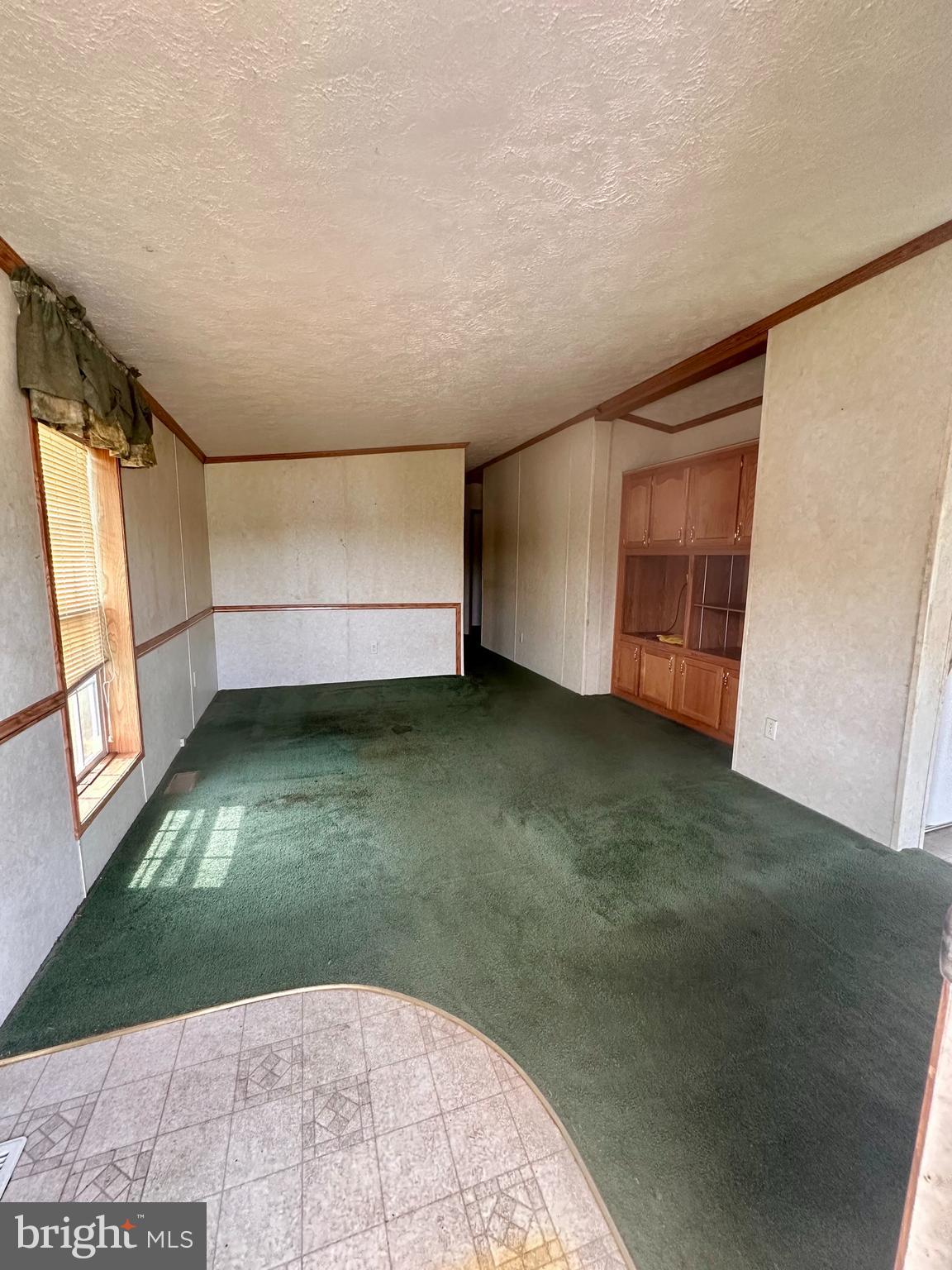 70 HILLVIEW DRIVE