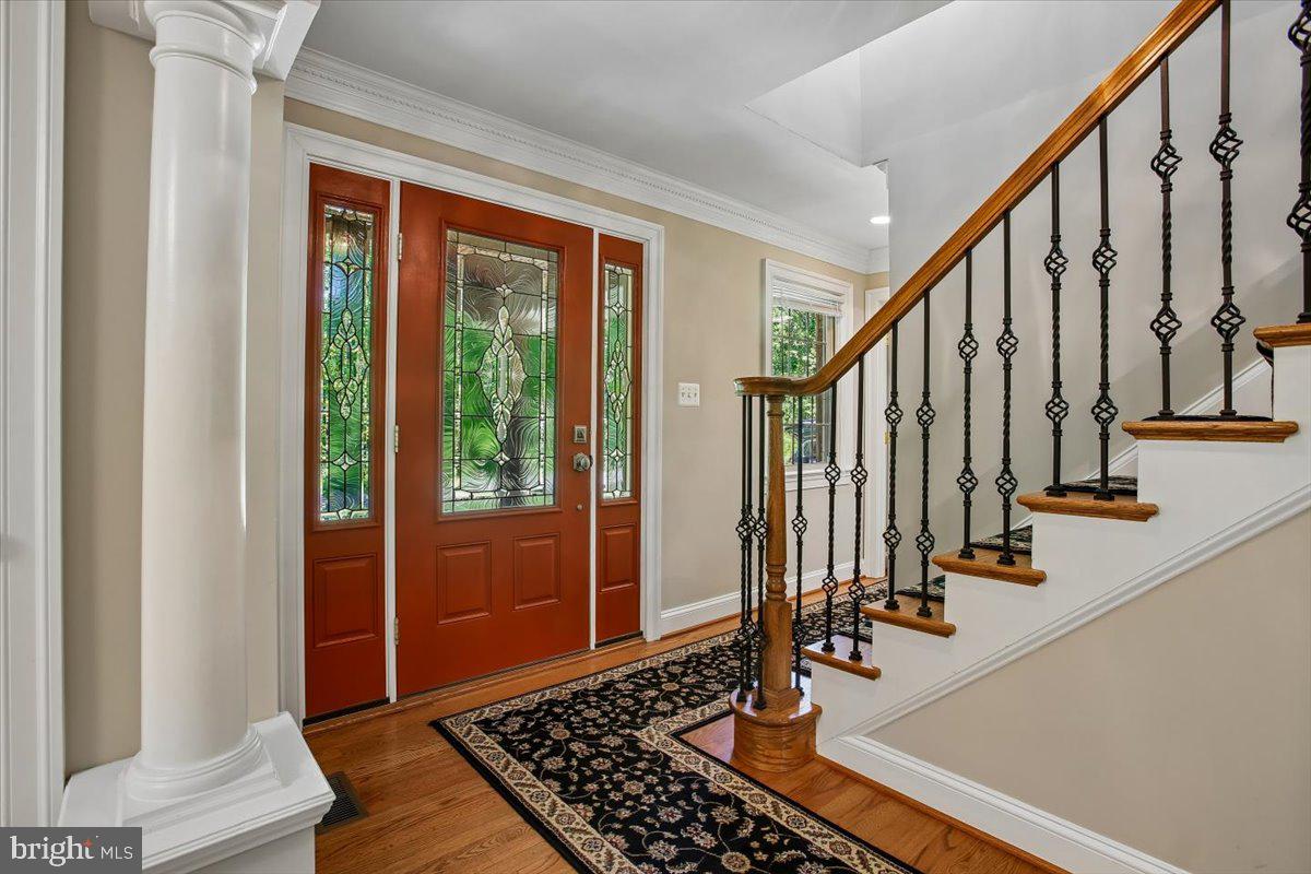 FAIRFAX HILLS - Residential