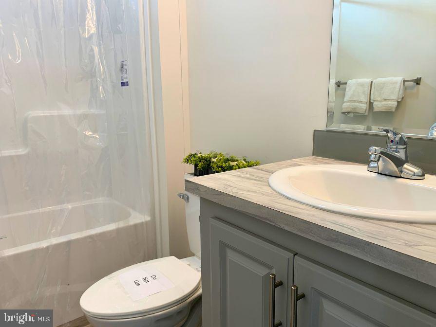 PINE MANOR MHP - Residential