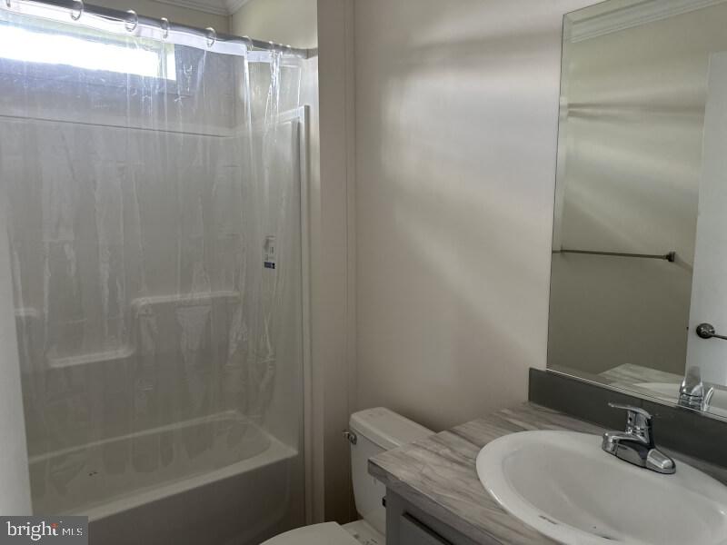 PINE MANOR MHP - Residential