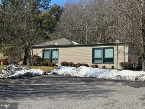 Photo of 4000 Thayer Center #S4, OAKLAND, MD 21550 (MLS # MDGA2011234)